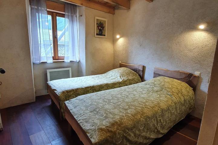 Location de vacances pour 4 personnes, avec terrasse et jardin à Nohèdes - 3