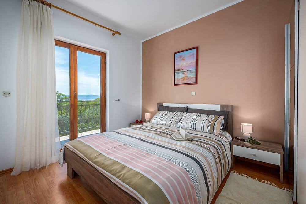 Ganze Wohnung, 1-Zimmer-Ferienwohnung mit Balkon und Meerblick Drenje, Labin (A-23001-a) in Raša, Ostküste Istrien