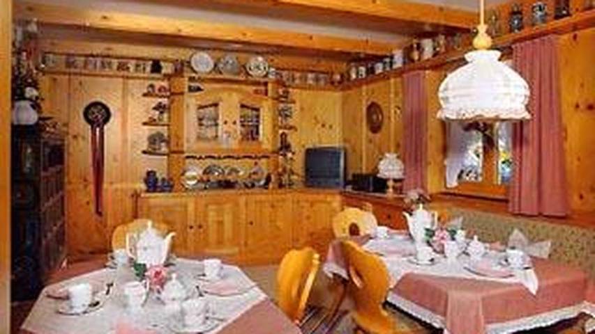 Ferienwohnung für 2 Personen, mit Terrasse in Wallgau - 3