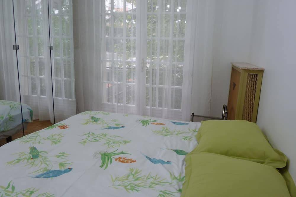 Gran chalet a pocos minutos de París\ncon Jardín, 2 Estacionamientos in Le Kremlin-Bicêtre, Valle del Marne