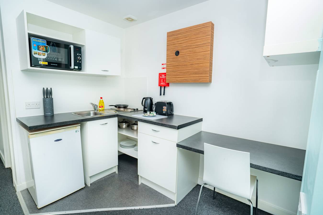 Estudio entero, Lovely Modern Central Coventry Budget Studio in Coventry, Birmingham y alrededores