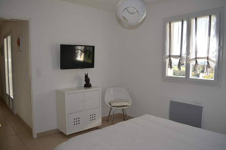 Location de vacances pour 7 personnes, avec jardin et terrasse, animaux acceptés à Nontron - 3