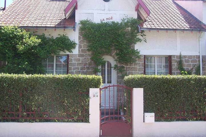 Ferienhaus für 6 Personen, mit Balkon und Garten, mit Haustier