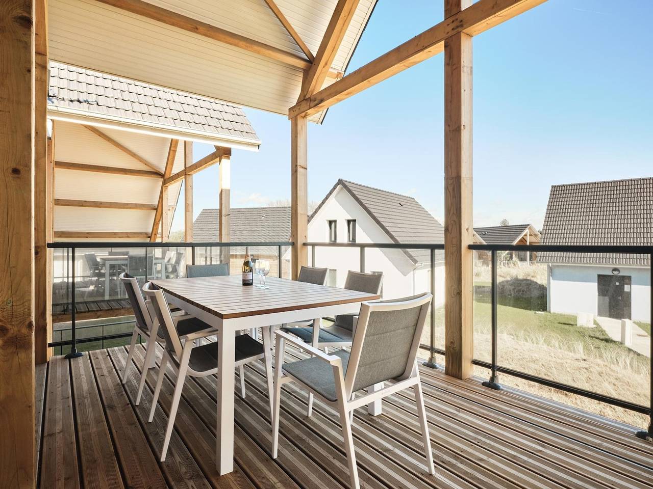 Appartement entier, Apartment in France with Garden Terrace in Berck, Région de Montreuil
