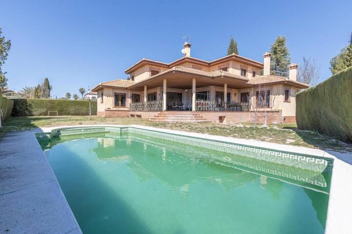 Chalet para 8 personas, con piscina y terraza, Se admiten mascotas - 1