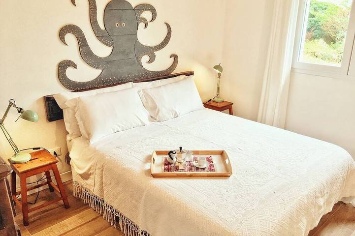 Ferienhaus für 2 Personen, mit Terrasse und Garten an der Ligurische Küste