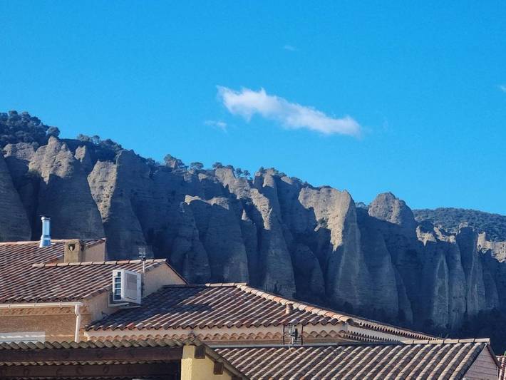 Location de vacances pour 6 personnes, avec vue et jardin, animaux acceptés à Les Mées - 4