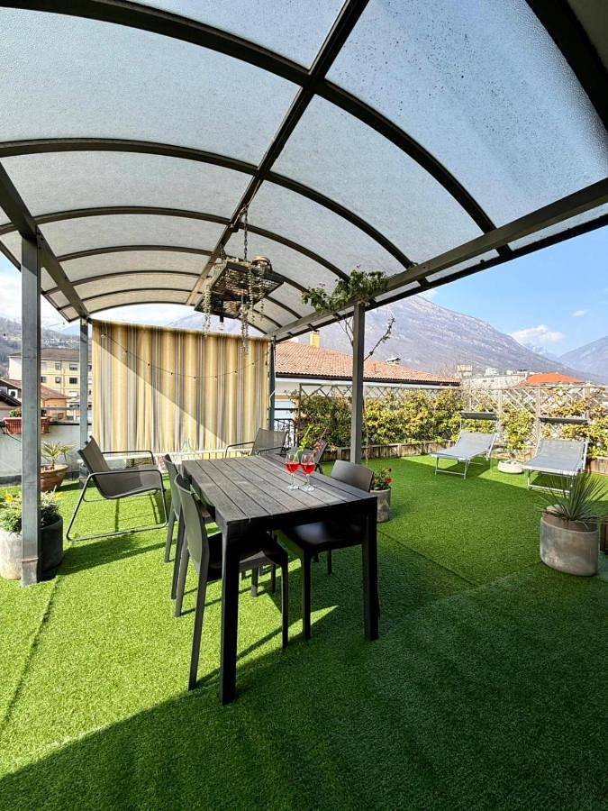 Gîte pour 2 personnes, avec vue et terrasse dans Domodossola