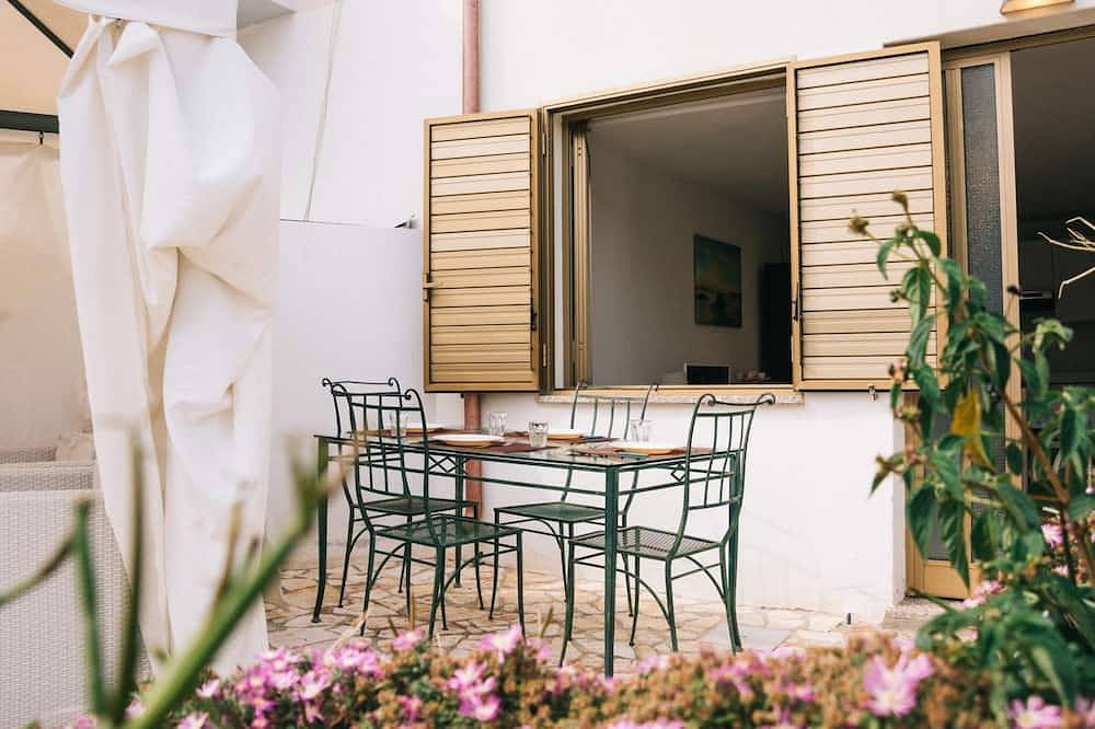 Ganze Wohnung, Ferienwohnung Wendy by Interhome in Tancau sul Mare, Santa Maria Navarrese