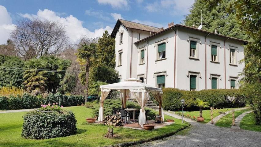Maison d’hôte pour 3 personnes, avec Terrasse ainsi que Jardin et Vue à Lecco