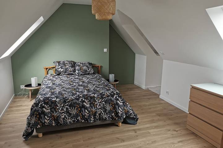 Location de vacances pour 4 personnes, avec Terrasse et Jardin à Elliant