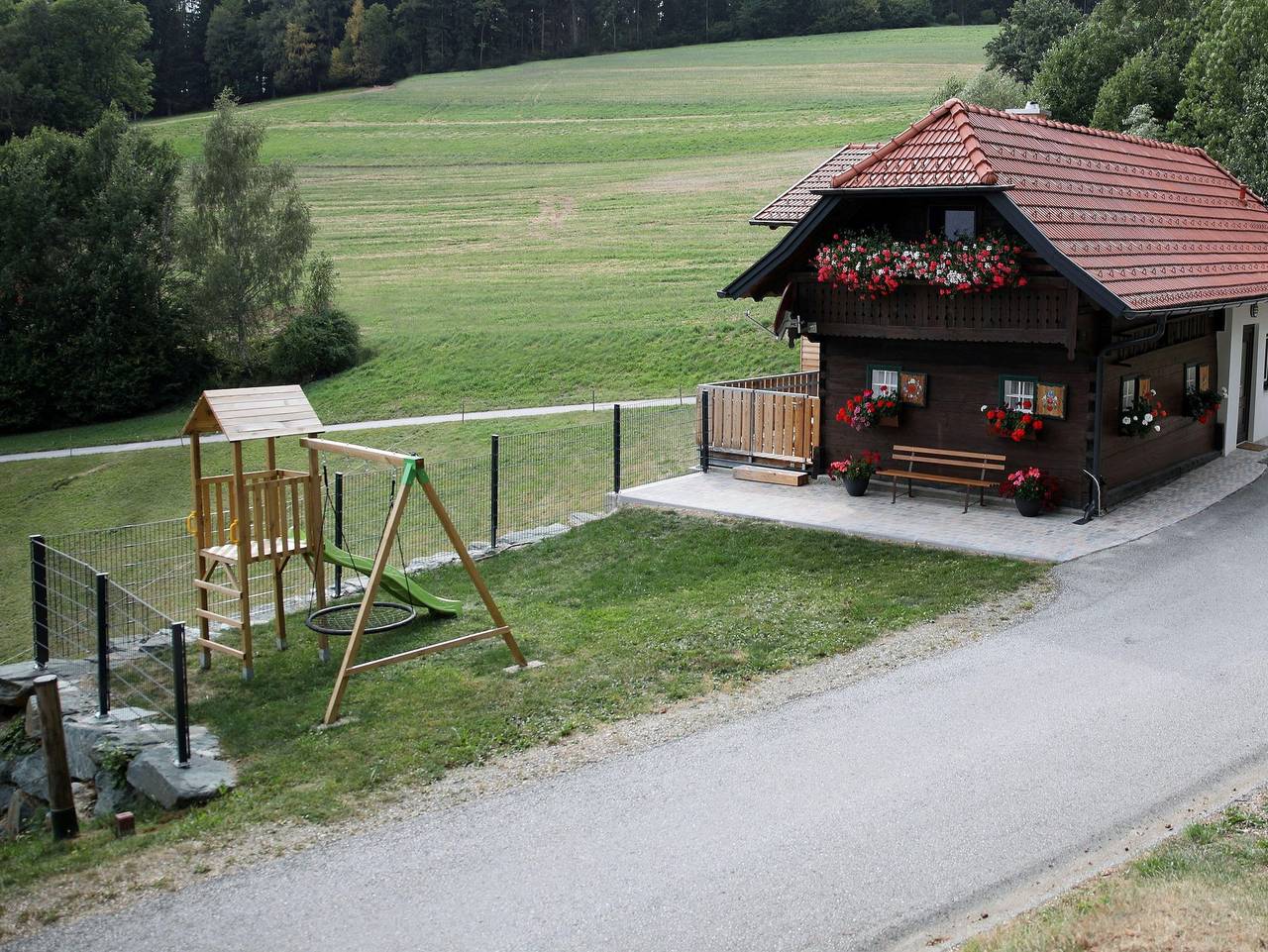 Ferienhaus Klampfl - Ferienhaus Klampfl (ab 3 Nächte) in Sankt Lorenzen am Wechsel, Steirerland