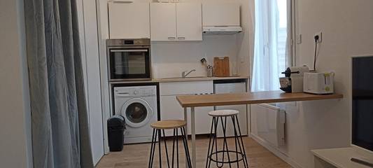Gîte pour 2 personnes, avec jardin, animaux acceptés à Floirac