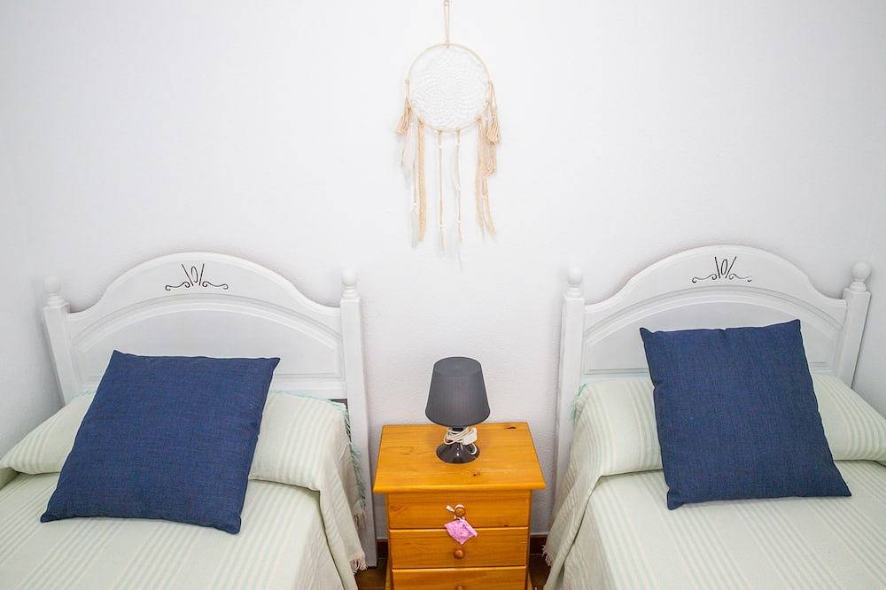 Apartamento entero, Vrbo Property in Playa Barbate, Barbate