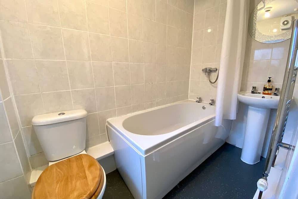 Entire apartment, Kennedy House Beach Side 1Bed Studio 1F in Blackpool Pleasure Beach, North West England