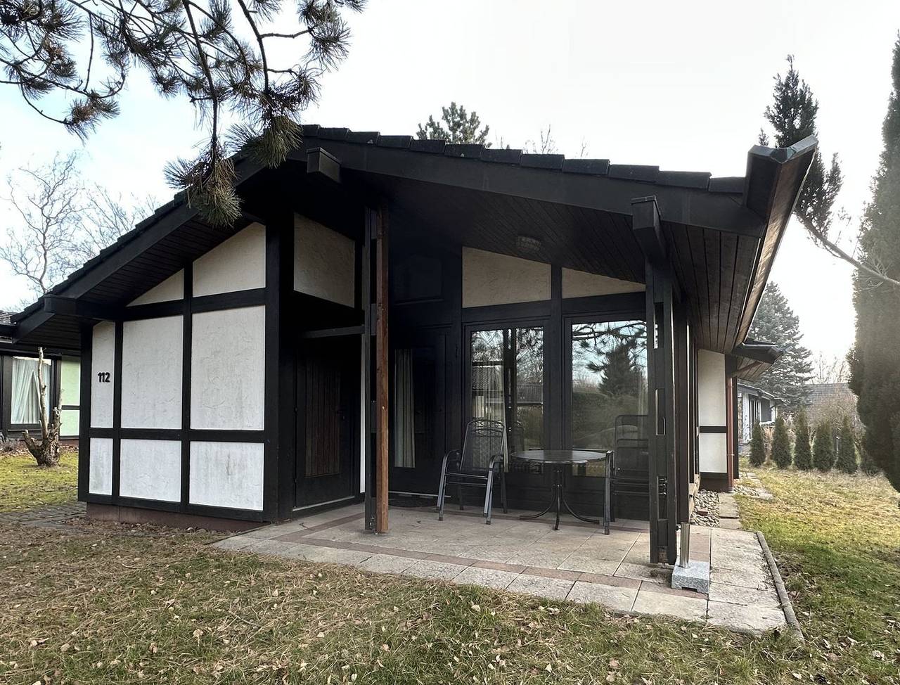 Voll ausgestattetes Ferienhaus "Robinson" Nr.112 mit überdachter Terrasse in Waldbrunn, Neckar-Odenwald-Kreis
