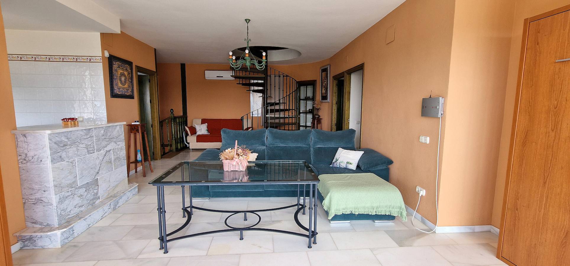 Holiday Home 'Los Rosales De La Palmilla' with Private Pool, Balcony and Air Conditioning in Montoro, Córdoba Province