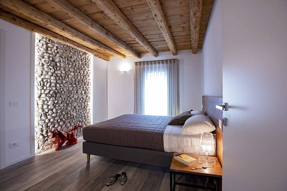 Appartement entier, Elegant 2Bedrooms Apartment With Hill-View Terrace In The Prosecco Region in Crocetta del Montello, Province de Trévise
