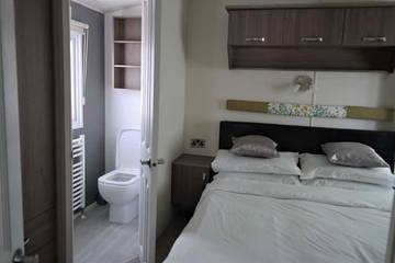 Bungalow for 6 People in St Mary in the Marsh, Kent, Photo 1