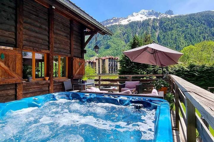 Casa rural para 10 personas, con jacuzzi además de jardín y balcón, Se admiten mascotas - 1