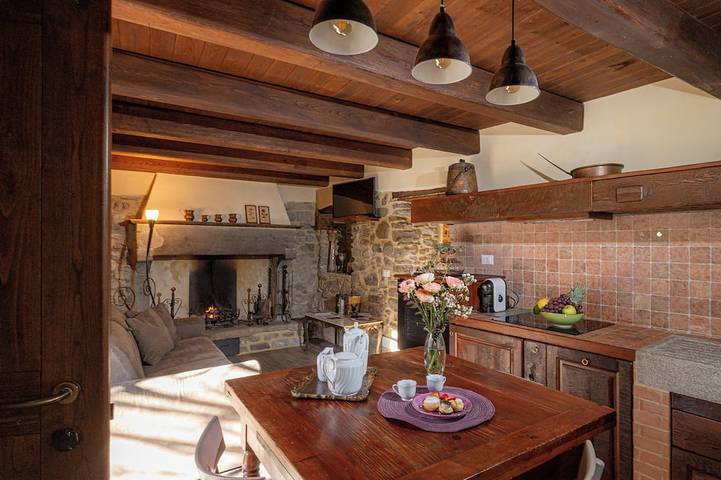 Cottage für 4 Personen, mit Pool und Garten sowie Terrasse und Whirlpool - 1