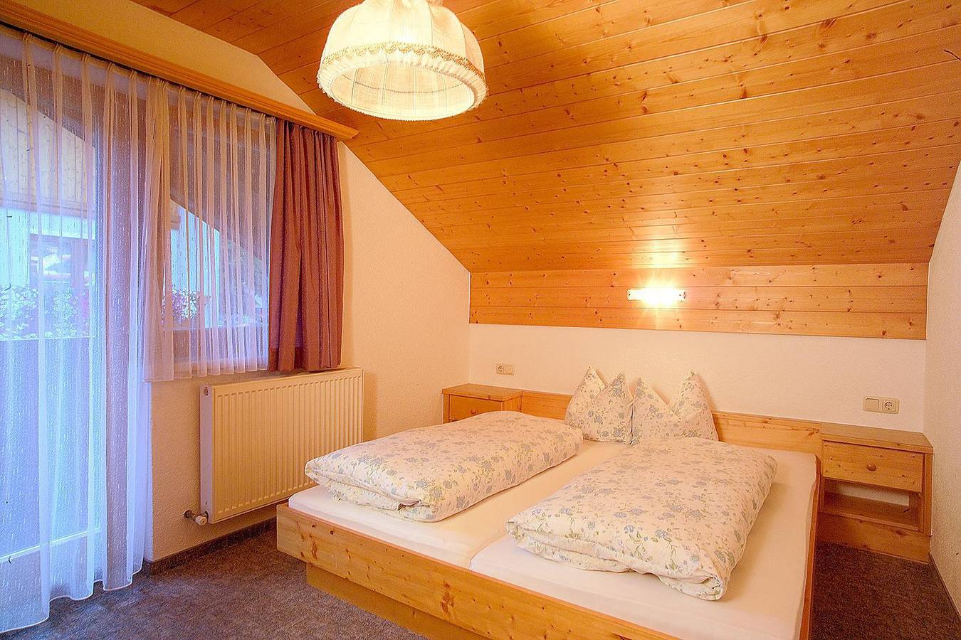 Ganze Ferienwohnung, Appartement Ötztal - Top 1 in Huben, Längenfeld