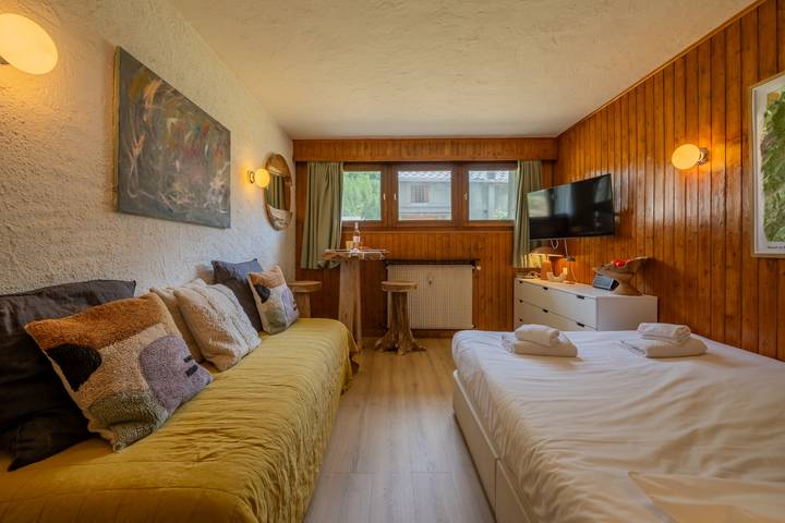 Ganze Wohnung, Studio de Balme w/Shared Pool & Near Slopes in Les Grandes Montets, Chamonix