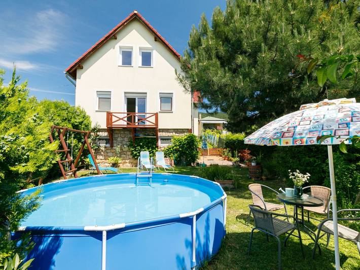 Ferienhaus für 6 Personen, mit Seeblick und Garten in Badacsonytomaj