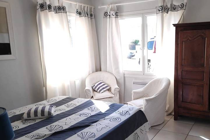 Fantastische Villa komplett mit großer Terrasse am Strand überarbeitet in Palavas-les-Flots, Mittelmeerküste (Frankreich)