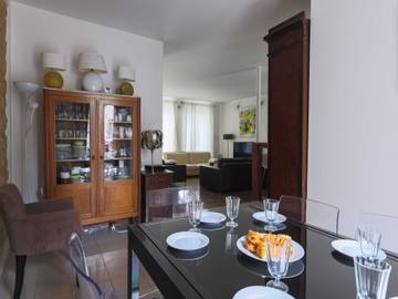 Appartement De Vacances pour 10 Personnes dans Le Kremlin-Bicêtre, Val-de-Marne, Photo 2