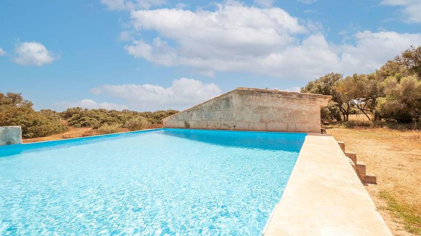 Finca für 3 Personen, mit Garten und Terrasse sowie Pool in Es Trenc