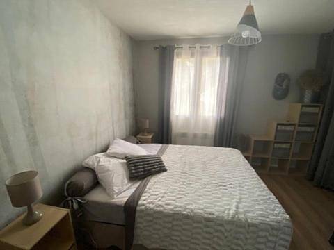 Gîte pour 8 personnes, avec jardin et vue, adapté aux familles à Saint-Pons (Alpes-de-Haute-Provence) - 2