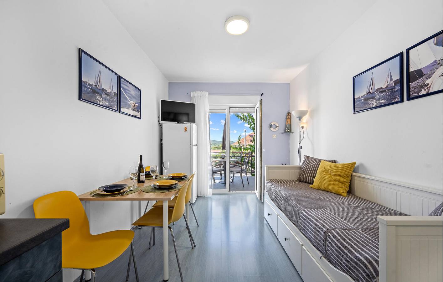 Ganze Ferienwohnung, Ferienwohnung für 4 Personen mit Terrasse in Pirovac, Šibenik-Knin