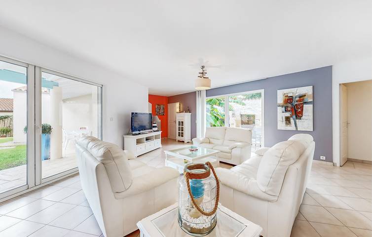 Location de vacances pour 8 personnes, avec terrasse et jardin à Meschers-sur-Gironde - 3