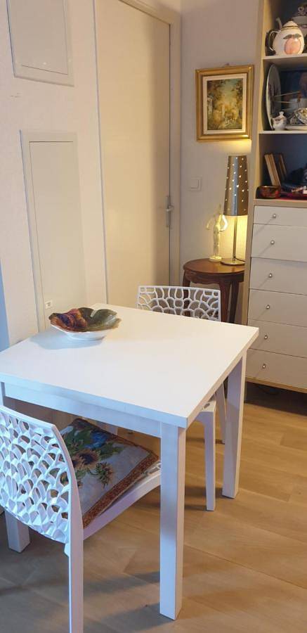 Cottage pour 2 personnes, avec terrasse dans Gare De Toulouse Saint Cyprien Arenes