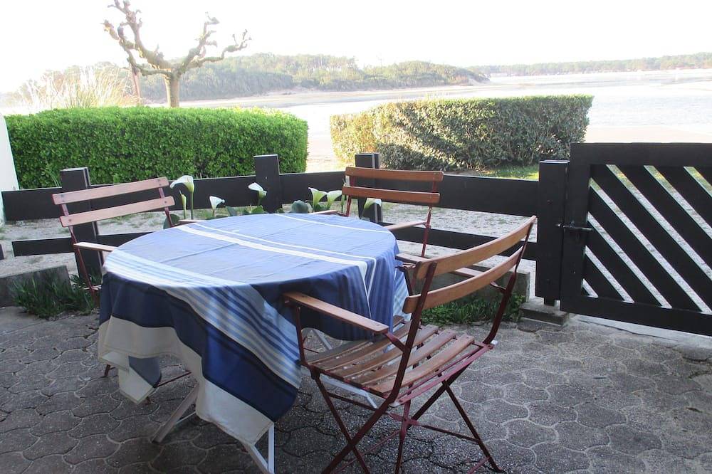 Appartement entier, Vieux Boucau T1 Bis- rez de jardin-face au lac- quartier calme - terrasse in Vieux-Boucau-les-Bains, Côte d’Argent