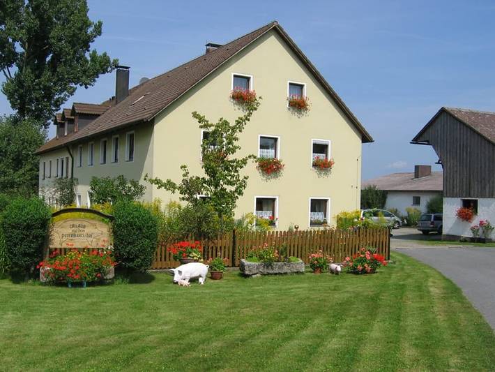 Ferienhaus für 4 Personen, mit Garten in Plößberg