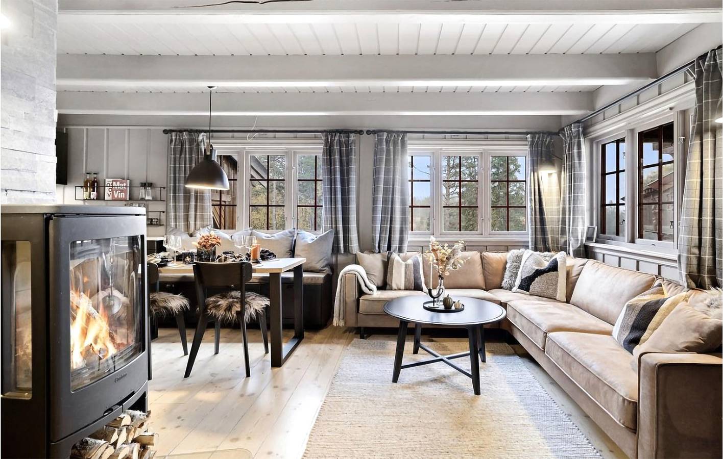 Ferienhaus für 8 Personen mit Garten in Vinje