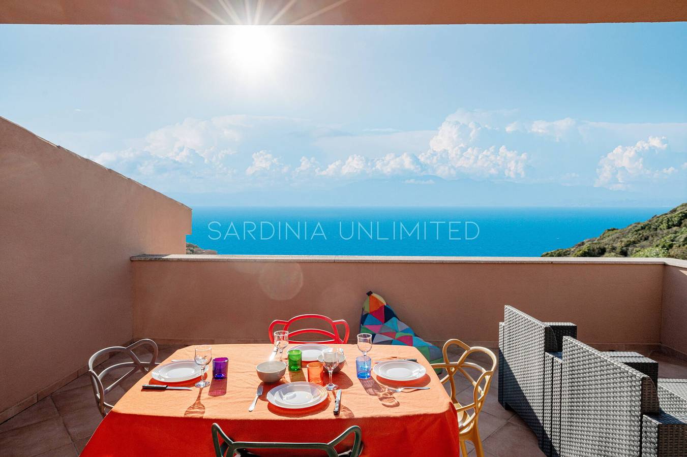 Casa Rosa Bianca in Costa Paradiso, Trinità d'Agultu e Vignola