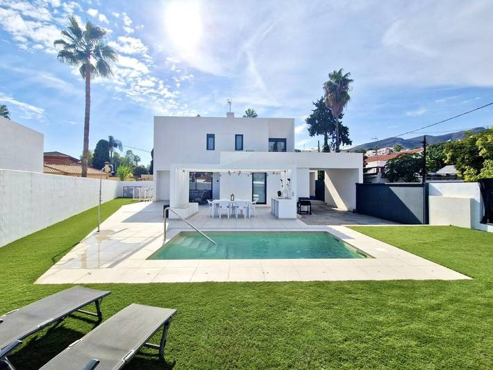 Casa rural para 5 personas, con jardín y piscina en Torremolinos - 2