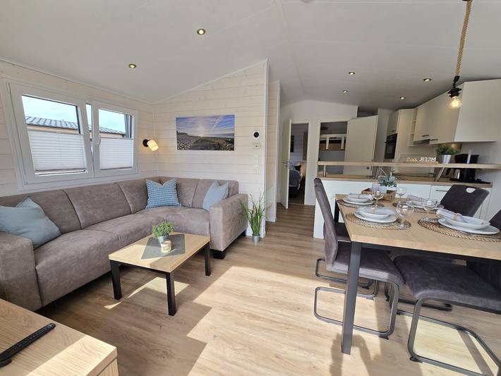 Camping für 5 Personen, mit Terrasse und Whirlpool sowie Sauna und Garten, mit Haustier in Ostholstein