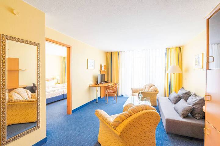 Ferienhaus für 4 Personen, mit Pool in Binz