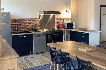 Gîte pour 5 personnes, avec jardin à Chiddes