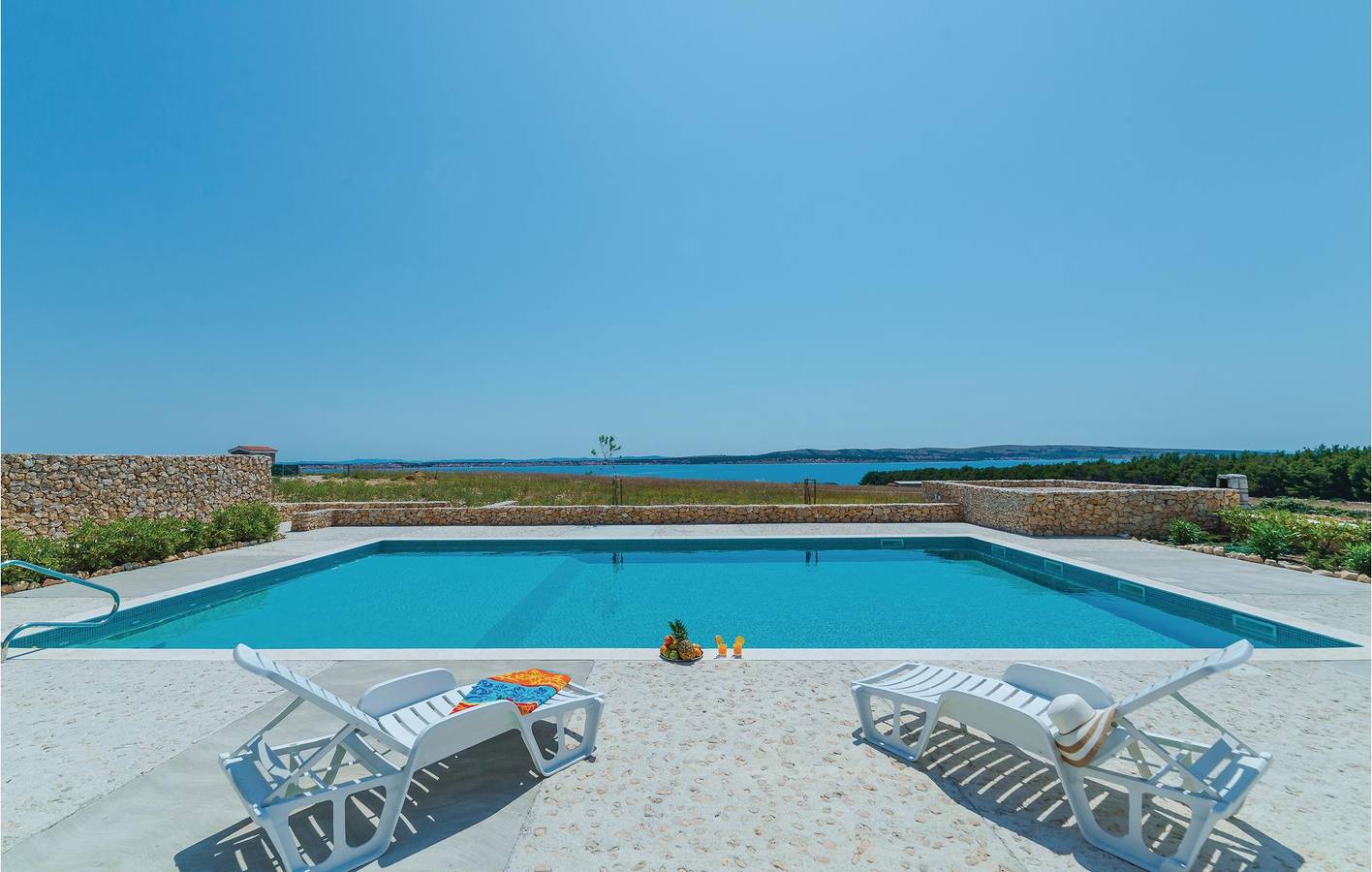 Ganze Ferienwohnung, Ferienwohnung für 6 Personen mit Terrasse in Povljana, Pag