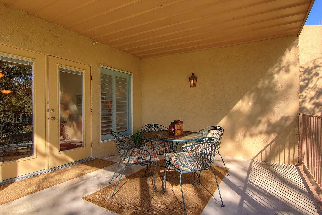 Ganze Wohnung, Tolle 2-Bett-2-Bad-Wohnung direkt am Fluss im Herzen von New Braunfels! in New Braunfels, Comal County