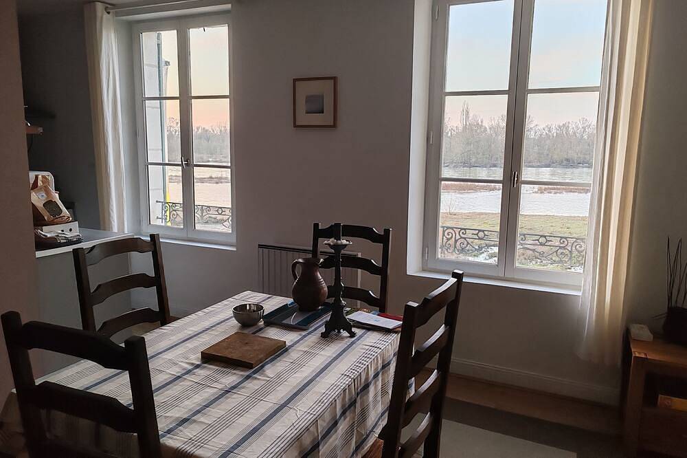 Apartamento entero, Apartment with splendid view of the Loire and Château de Chaumont sur Loire in Chaumont-sur-Loire, Región de Blois