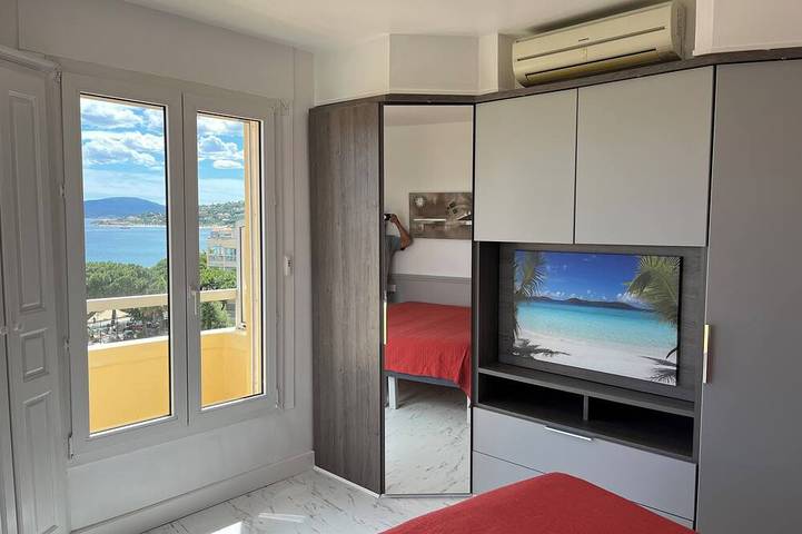Location de vacances pour 5 personnes, avec balcon dans Office de Tourisme Sainte Maxime - 2