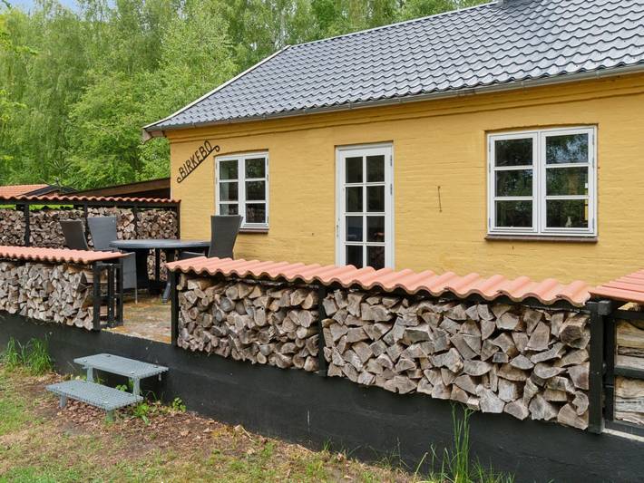 Ferieudlejning for 4 personer, med Terrasse i Hasle