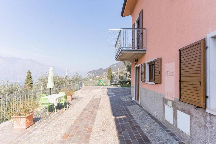 Ferienhaus für 3 Personen, mit Garten und Ausblick sowie Seeblick und Pool in Malcesine - 4