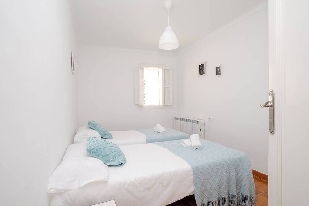 Quiet townhouse for families, athletes & groups in María de la Salud, Interior de Mallorca